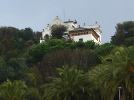 An estate at the top of Park Güell