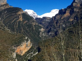 We felt a little closer to the snow up here and were thankful for the bright, sunny day with no rain.