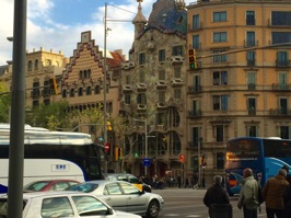 Later we walked by Casa Batlló, a home designed by famed architect, Antoni Gaudi. Built in 1877 to a Gaudi design, it was renovated in the early 20th century for new owner, Josep Batlló, according to Gaudi directives.