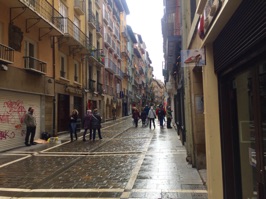 It was getting near lunchtime and the rain let up so we began to look for a restaurant.