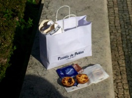 Pastries from the Pastéis de Belém. The bakery dates from 1837 and uses a secret recipe from the monastery. Very tasty!