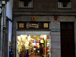 Typical store showing the shell emblem and the direction towards the Cathedral.